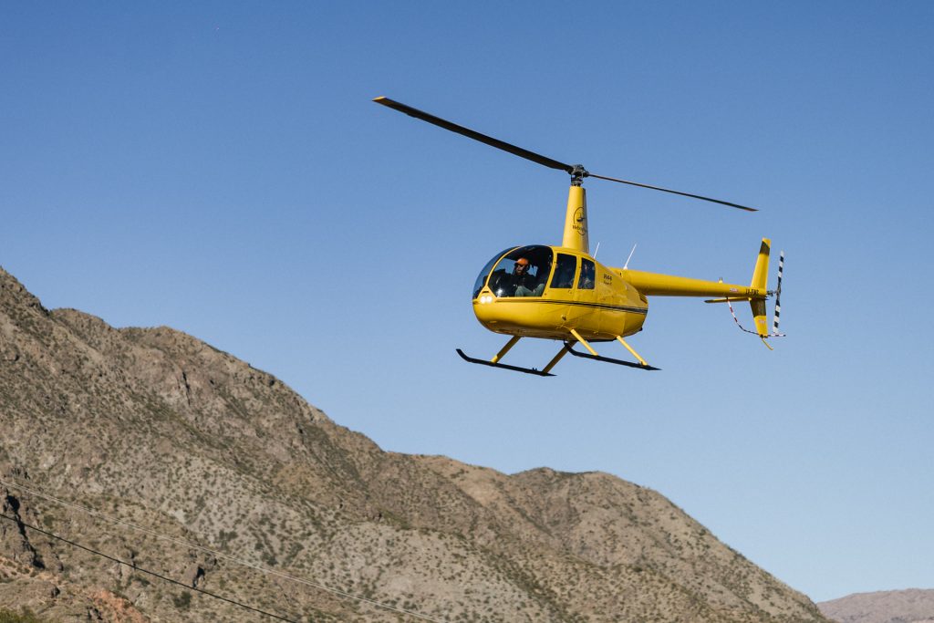 Helicóptero en vuelo